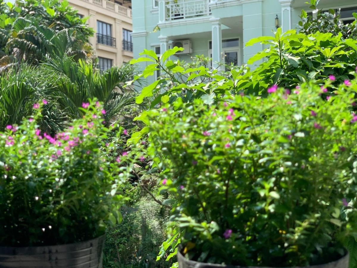 The Royal Hotel & Apartment - Phu My Hung Ho Chi Minh City Exterior photo